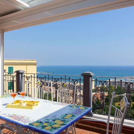 Suite Aphrodite - Exclusive Flat Salerno Buitenkant foto