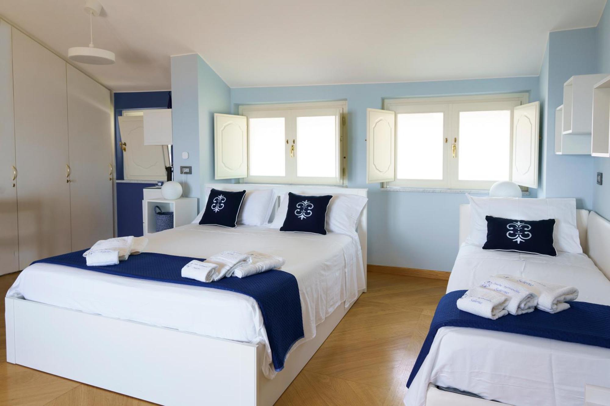 Suite Aphrodite - Exclusive Flat Salerno Buitenkant foto
