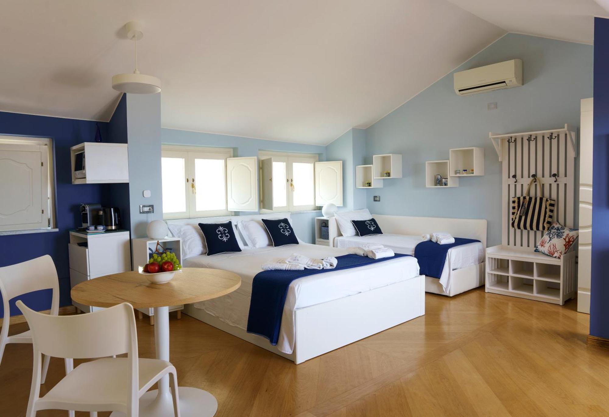Suite Aphrodite - Exclusive Flat Salerno Buitenkant foto