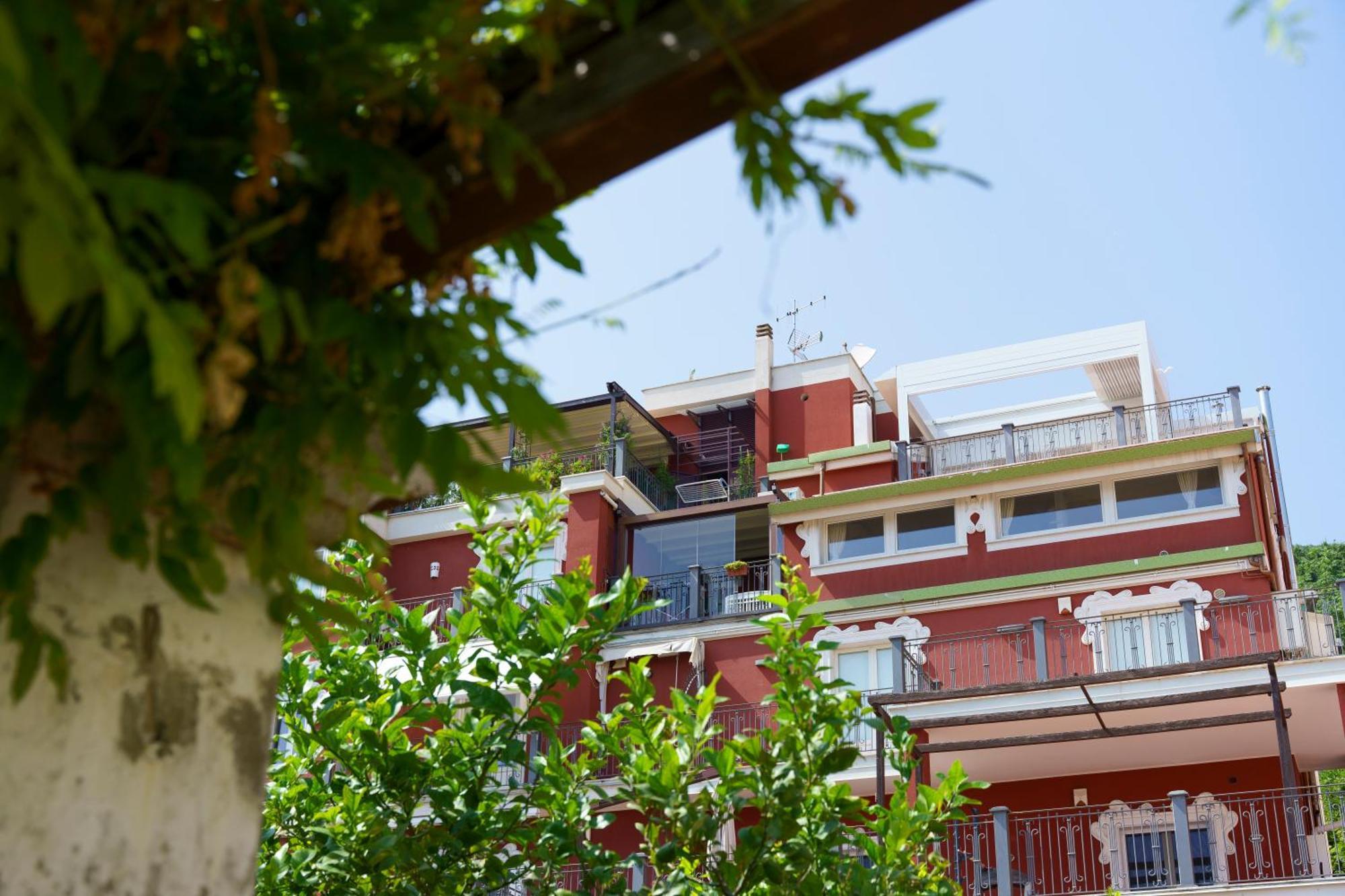 Suite Aphrodite - Exclusive Flat Salerno Buitenkant foto
