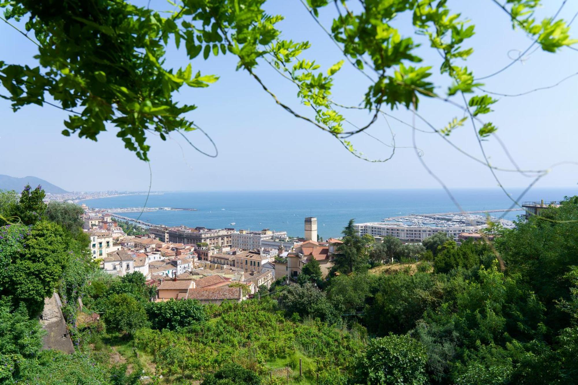 Suite Aphrodite - Exclusive Flat Salerno Buitenkant foto