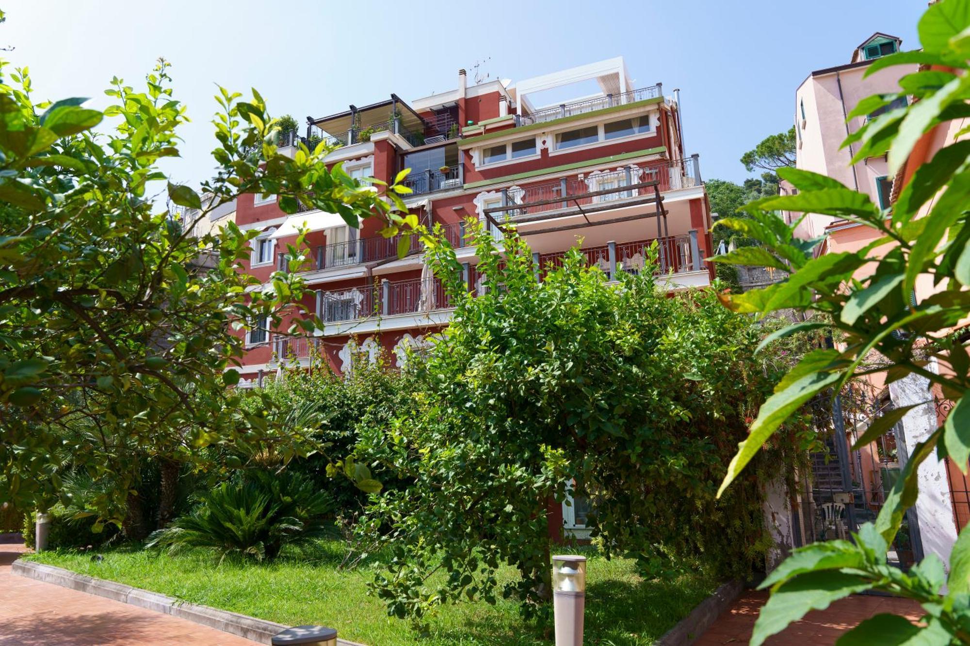 Suite Aphrodite - Exclusive Flat Salerno Buitenkant foto