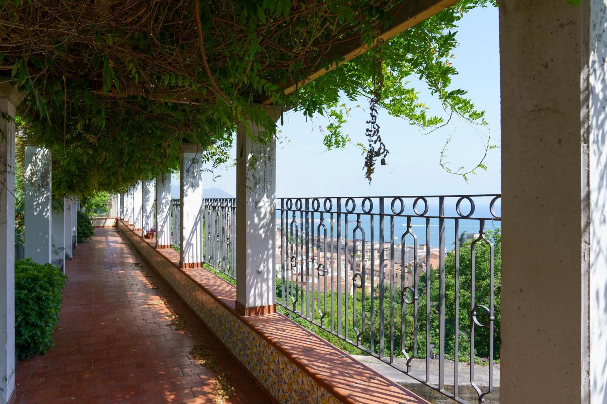 Suite Aphrodite - Exclusive Flat Salerno Buitenkant foto
