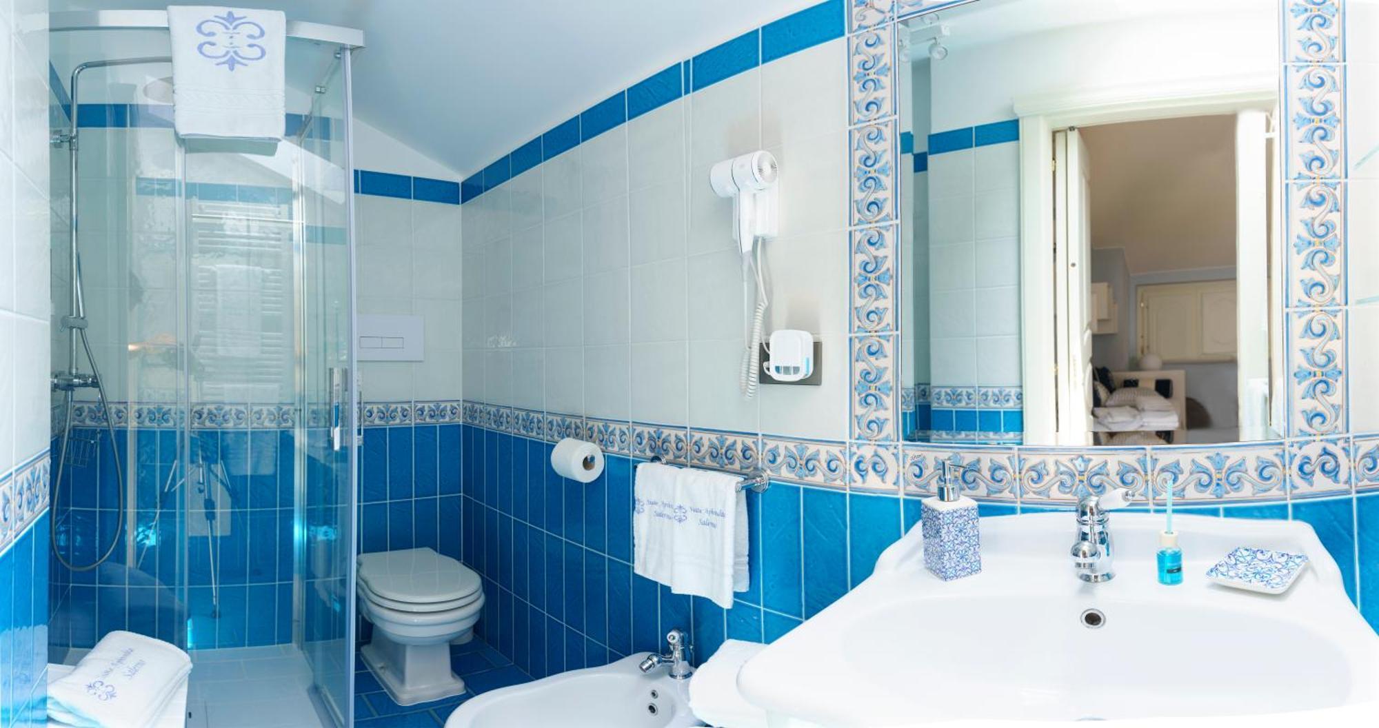 Suite Aphrodite - Exclusive Flat Salerno Buitenkant foto